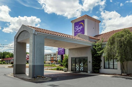 Sleep Inn Fayetteville I-95 image 40